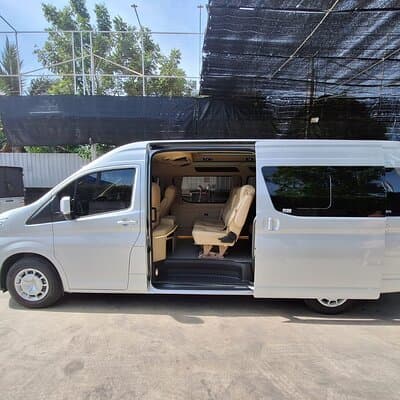 Luxury Van Transfer from Suvarnabhumi to Pattaya 3