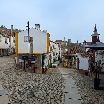 Private Tour Obidos and Nazare with Family Winery from Lisbon 2