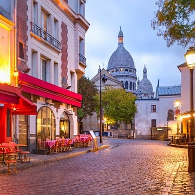Montmartre Highlights Walking Tour: Moulin Rouge to Sacré-Cœur
