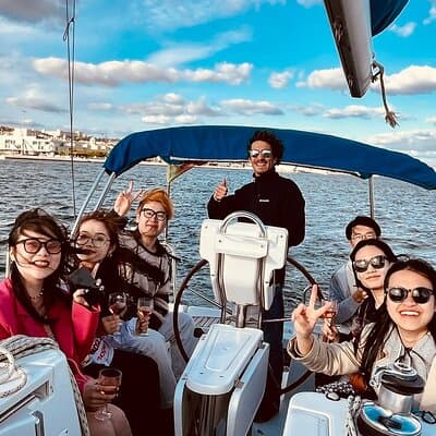 Lisbon Adventure: 2 Hours Tuk-Tuk Tours and 2 H Sunset Sailing 3