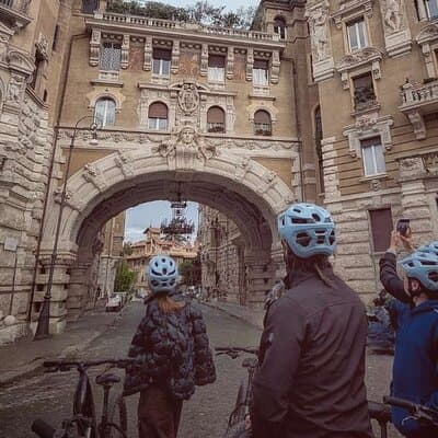 Rome Small-Group e-Bike Tour: Villa Borghese, Villa Ada & Coppedè
