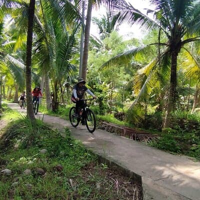 Colors of Damnoen Saduak from Bangkok 4