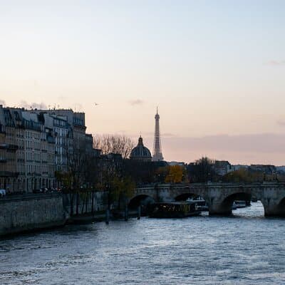 Paris Evening Walking Tour through the City of Lights 4