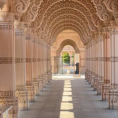 Explore the Hindu Temple a Spiritual Gem Near New York 4