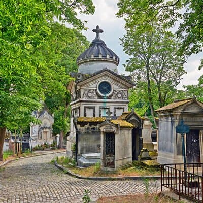 The Mysteries of Father Lachaise 2