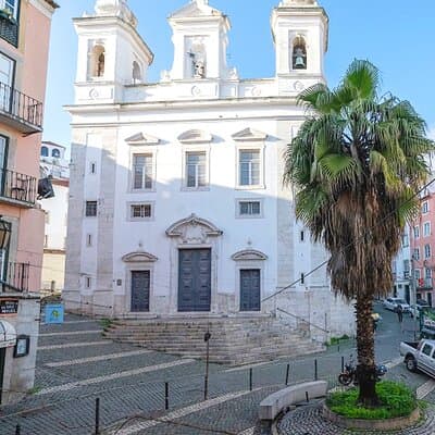 3h30 Tour | Lisbon Essentials: See, Taste and Learn with a Local 4
