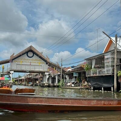 Floating Market and Railway Market Private Tour VIP Transport 2