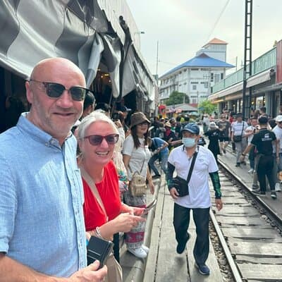 Floating Market and Railway Market Private Tour VIP Transport 3