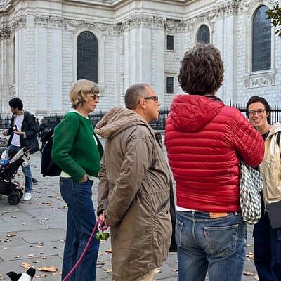 Fashion History Walking Tour in London 5