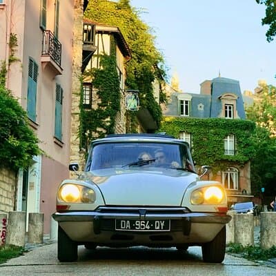 Paris Highlights aboard a Vintage Open Top French Car