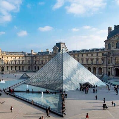Paris: Private Walking Tour of 3 hours 4