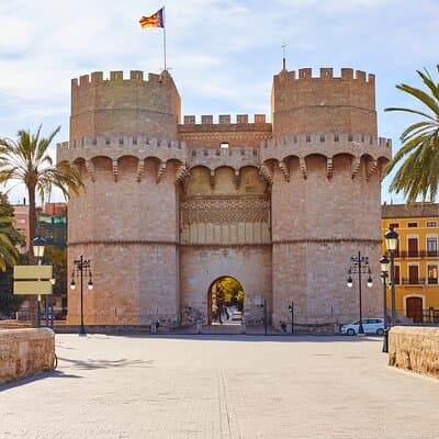 Private transfer from Barcelona to Valencia with local English speaking driver 4