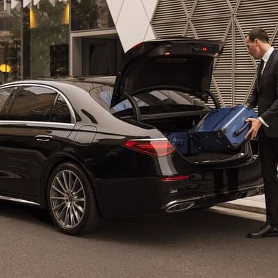 Full Day Private Chauffeur Service in Amsterdam with Driver 4