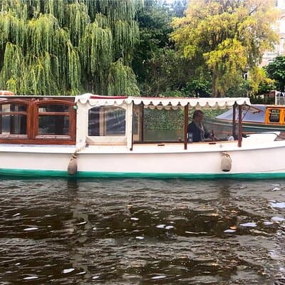 Historic private boat tour Amsterdam 3