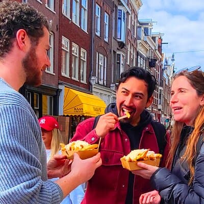 Skipping Lines & Sipping Beers: A History Tour of Amsterdam