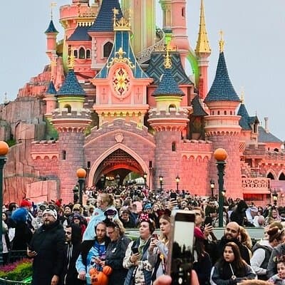 CDG Euro Disney Private Shuttle Transfer 2