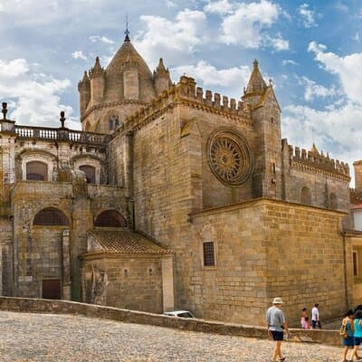 Évora Private Tour - Cork Factory Visit Included 5