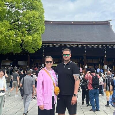 Tokyo Customizable Private Walking Tour with a Local Guide
