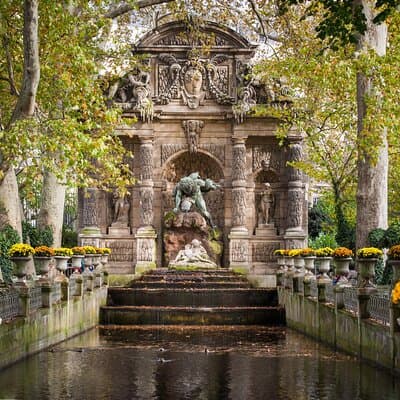 Discover Hidden Paris: Montmartre or Le Marais or Latin Quarter 5