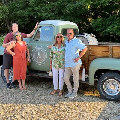 North Fork Full Day Private Wine & Food Tour by Local Expert 3