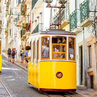Lisbon Private Tour with Dutch Guide 5