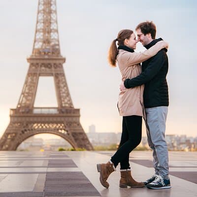 Photoshoot Express Eiffel Tower or other Couples and Proposals