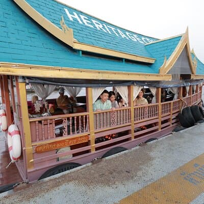 Instagram Photo Tour with Wat Arun and River Cruise 4