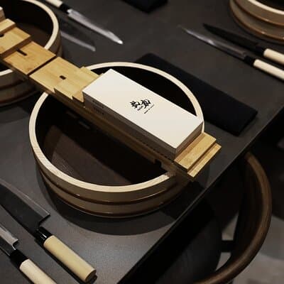 Traditional Japanese Knife Sharpening Class in Tokyo [EN OK!] 2