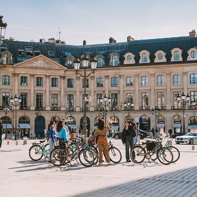 Explore Paris Highlights by Bike 4