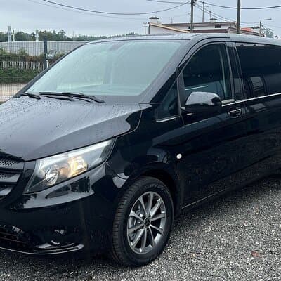 Private transfer from Lisbon to Porto with Tour in 5 cities 4