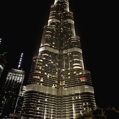 Dubai Frame and Burj Khalifa Tour 3