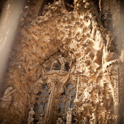 Family Friendly Tour of Sagrada Familia 5