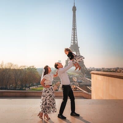 Paris Group Photoshoot with 30 Professional Photos 2