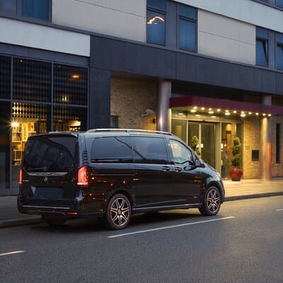 Private Transfer Paris ↔ Versailles Palace (Round Trip) by van 5