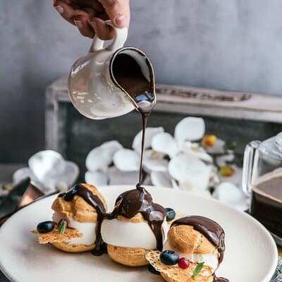 Profiteroles and Choux Pastry Making Class in Central Paris 3