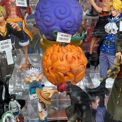 Akihabara Pop Culture Tour with Maid Café and UFO Catcher Fun 3