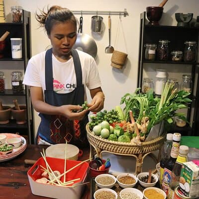 Thai Market Tour & Cooking Class in Central Bangkok with Pimmy
