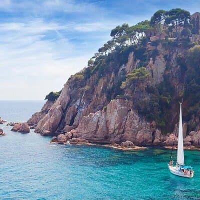 Costa Brava Private Tour: All-Inclusive Sailing & Snorkeling