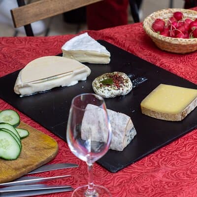Wine Walk & Tasting in Saint-Germain-des-Prés 2