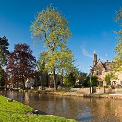 Explore The Cotswolds: Private Day Trip from London 4