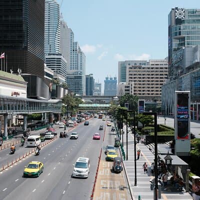 Private Bangkok Airport Transfer by Comfortable SUV 5