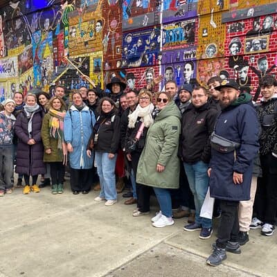 Gospel Mass and Harlem Walking Tour in French in Small Group 2