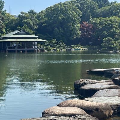 Sumida Riverside Walk: Garden ＆Temple Ritual (4 Meeting Points)