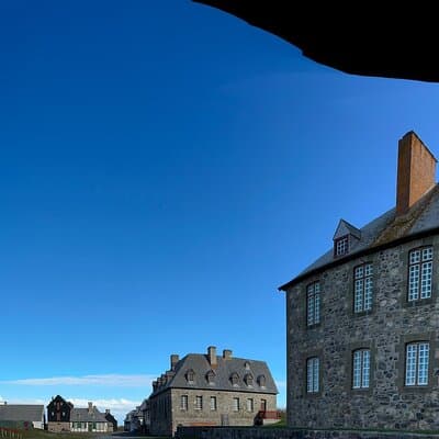 Discover Louisbourg Fortress & Lighthouse – Ocean Views & Culture 3