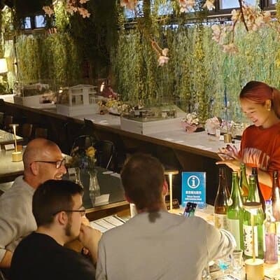 Cherry blossom & Japanese Sake Tasting in Shinjuku 4