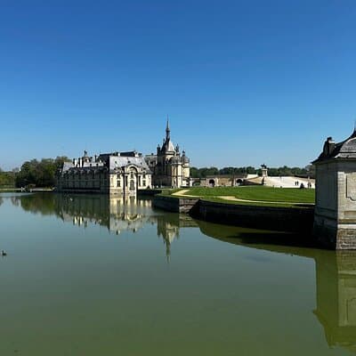 Royal getaway to the Domaine de Chantilly in Van Premium 3