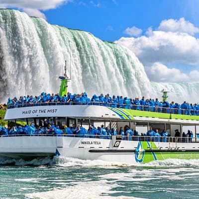 USA Side Maid of the Mist Boat and Cave of the Winds express tour 3