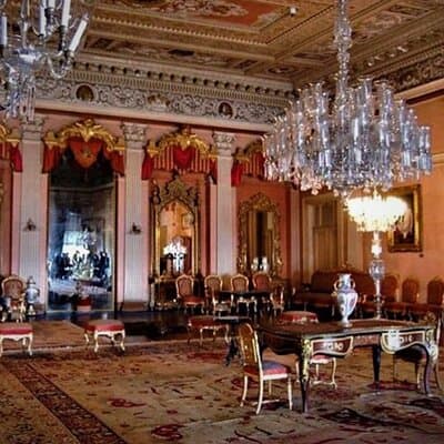 Guided Full Day Dolmabahce Palace and Bosphorus Tour 4