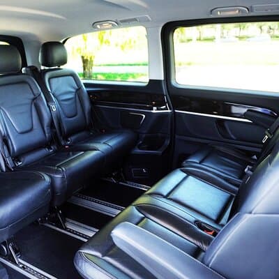 Private Amsterdam Schiphol Airport Transfer Service 4