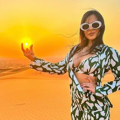 Vip Sunset Desert Safari with pick&drop and BBQ dinner & liveshow 2
